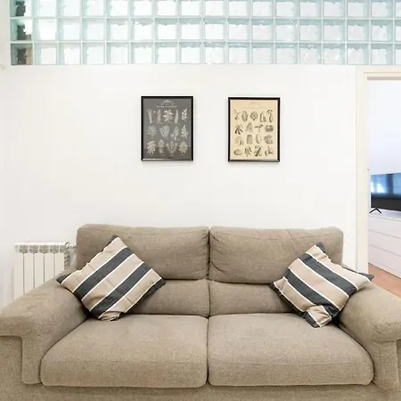 Apartment A 10 Min Da San Giovanni Casa Indipendente